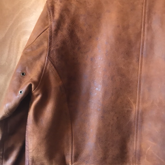 Leather jacket - Picture 7 of 8